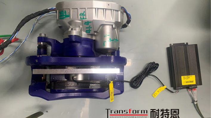 環(huán)形力傳感器的汽車制動(dòng)卡鉗夾緊力測試