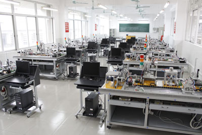 平常需要注意對稱重傳感器產(chǎn)品進(jìn)行定期維護(hù)