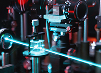 激光位移傳感器在精密測(cè)厚中的應(yīng)用